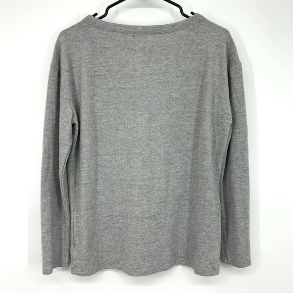 Chaser Gray Cozy Heart Arrow Graphic Sweater - Picture 7 of 9